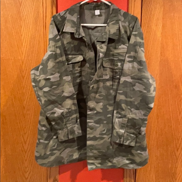 NWT Utility shirt!!